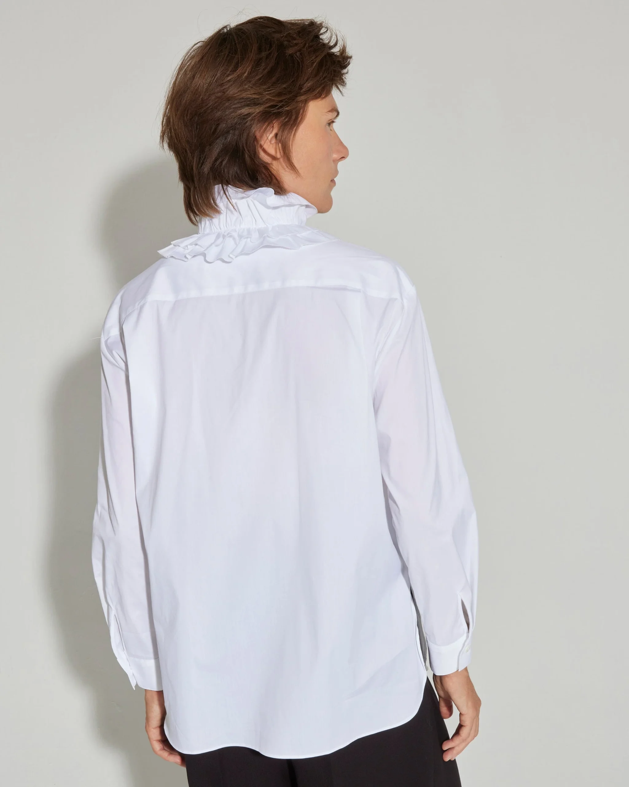 Camisa blanca con volantes - Imagen 5