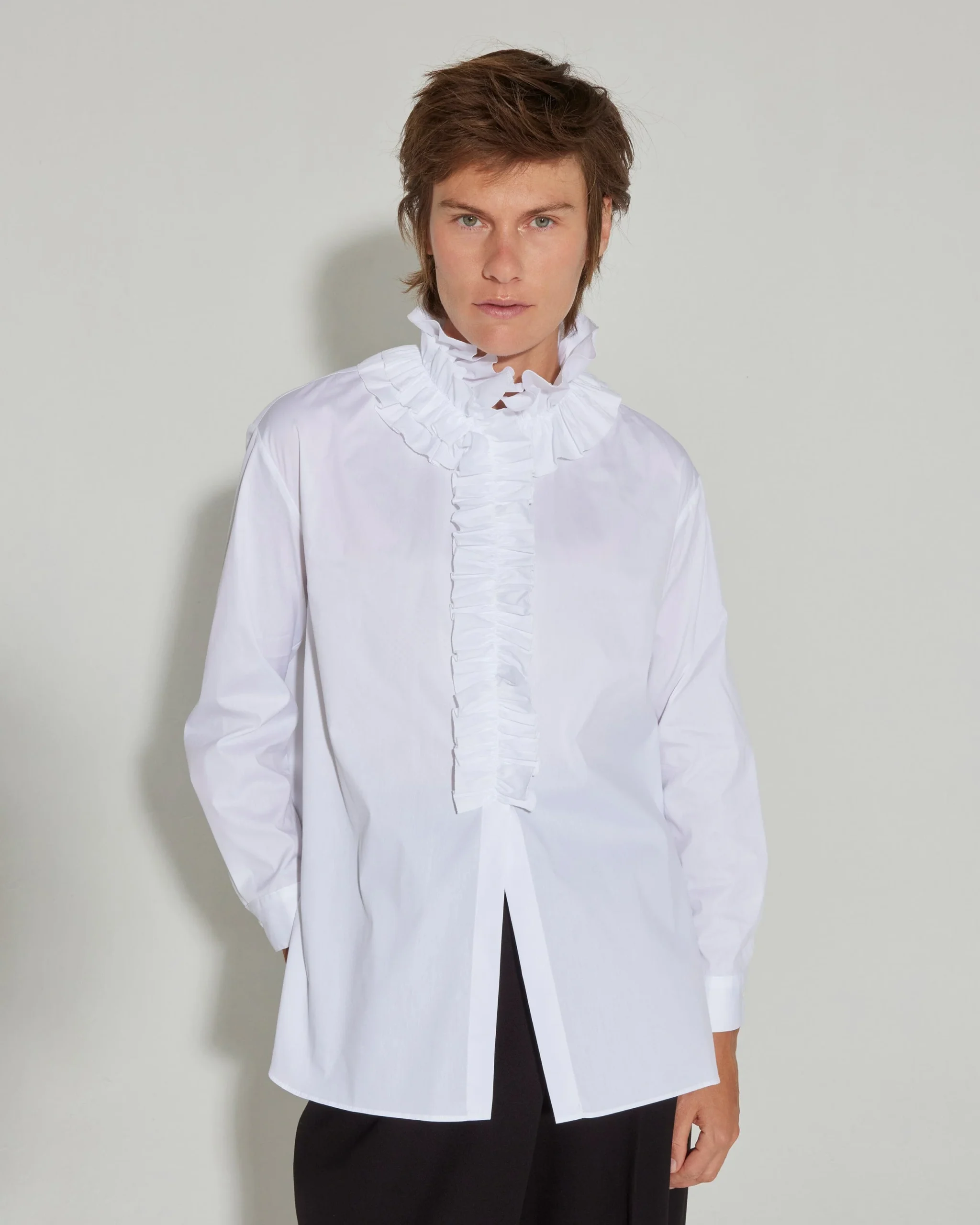 Camisa blanca con volantes - Imagen 4